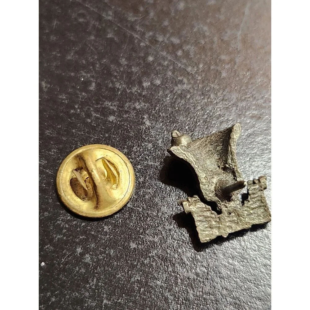 Vintage‎ Liberty Bell Lapel Pin